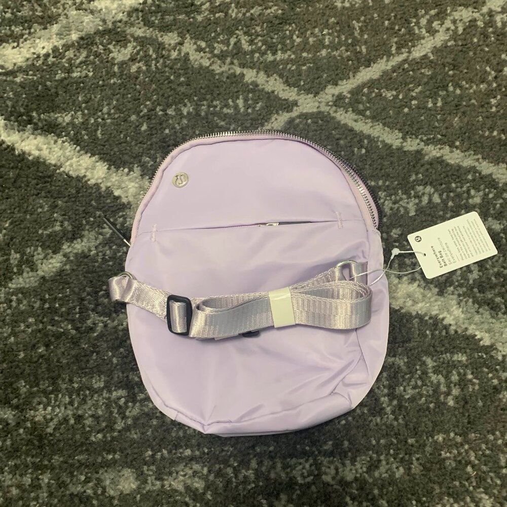 Lululemon Festival Bag 2L - Picture 2 of 4